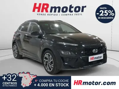 Usado Hyundai Kona 120 HP (88 kW) 2023 Preto SUV