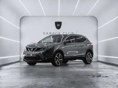Usado Nissan Qashqai Premium Edition 110 CV (80 kW) 2015 Gris / plata SUV