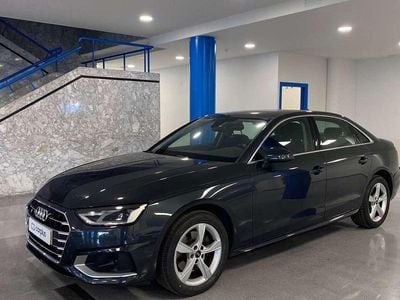 Usado Audi A4 Advanced 163 CV (119 kW) 2020 Gris Berlina