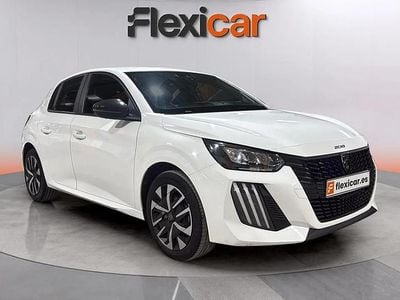 Usado Peugeot 208 Active 102 CV (75 kW) 2024 Blanco Utilitario