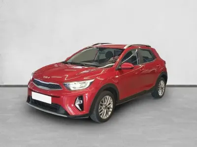 Usado Kia Stonic Plus 84 CV (61 kW) 2022 Rojo SUV