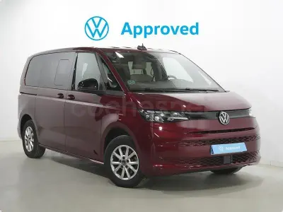 Käytetty VW Multivan 150 HP (110 kW) 2025 Punainen Tila-auto