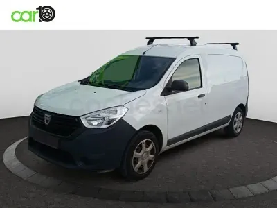 Usado Dacia Dokker Essentiel 102 CV (75 kW) 2019 Blanco Monovolumen