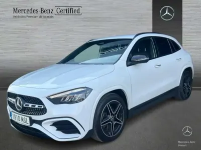 Usado Mercedes GLA200 AMG line 150 CV (110 kW) 2024 Blanco SUV