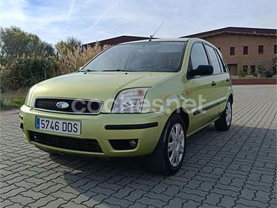 Verde Usado 2004 Ford Fusion Berlina | 2350 € (Un poco caro)