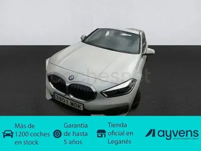 Käytetty BMW 118 Comfort Edition 150 HP (110 kW) 2023 Valkoinen Viistoperä