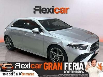 Usado Mercedes A180 116 CV (85 kW) 2023 Gris Utilitario