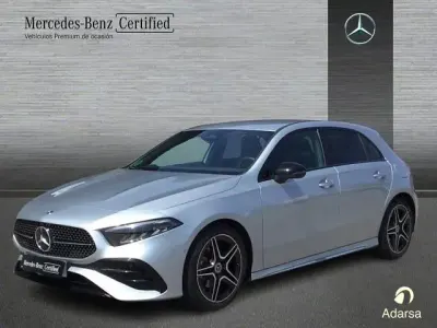 Usado Mercedes A180 116 CV (85 kW) 2025 Plata hightech
