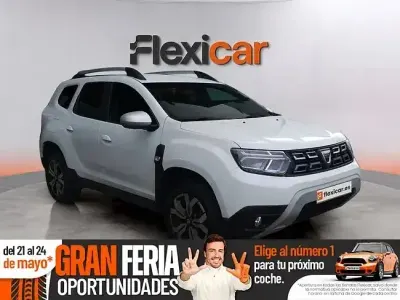 Begagnad Dacia Duster Prestige 91 HK (66 kW) 2022 Vit SUV