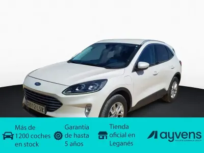 Usado Ford Kuga Titanium 226 CV (166 kW) 2021 Blanco SUV