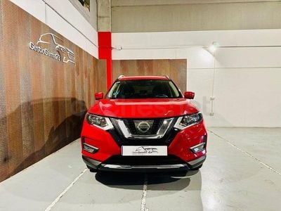 Usado Nissan X-Trail N-Connecta 177 CV (130 kW) 2018 Rojo SUV