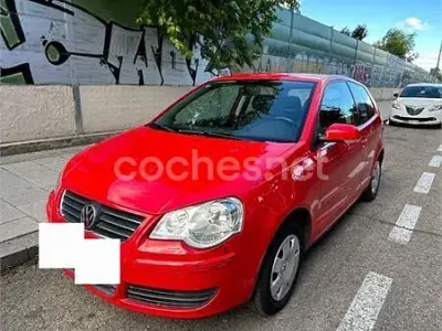 Begagnad VW Polo United 80 HK (58 kW) 2008 Röd Halvkombi