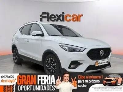 Usado MG ZS Luxury 111 CV (81 kW) 2023 Blanco SUV