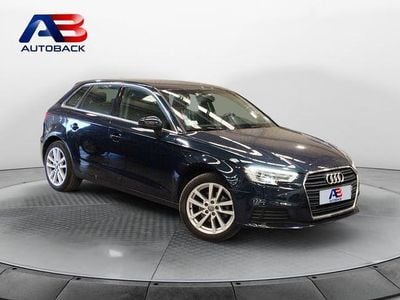 Usado Audi A3 Sportback 115 CV (84 kW) 2019 Grisnegro Utilitario