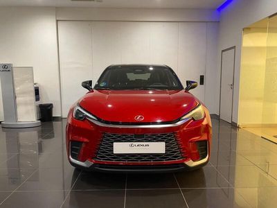 Nuevo Lexus LBX 136 CV (100 kW) 2025 Rojo SUV