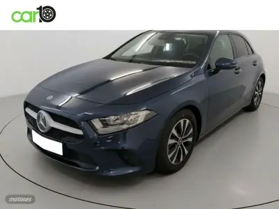 Usado Mercedes 180 Business 116 CV (85 kW) 2022 Azul Berlina