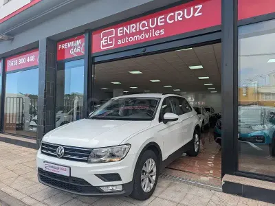 Usado VW Tiguan Edition 125 CV (91 kW) 2017 Blanco SUV