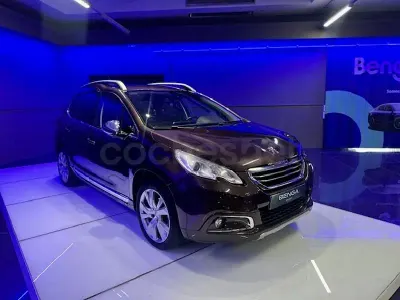 Käytetty Peugeot 2008 Allure 92 HP (67 kW) 2013 Ruskea Katumaasturi