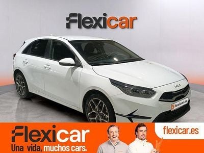 Usado Kia Ceed 120 CV (88 kW) 2024 Blanco Utilitario