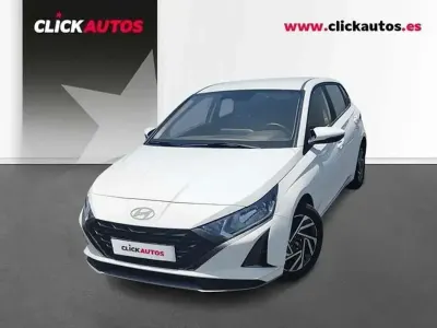 Käytetty Hyundai i20 79 HP (58 kW) 2025 Valkoinen Viistoperä