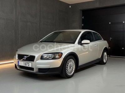 Usado Volvo C30 Kinetic 125 CV (91 kW) 2008 Blanco Utilitario