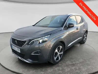 Usado Peugeot 3008 GT-line 130 CV (95 kW) 2020 Gris / plata SUV