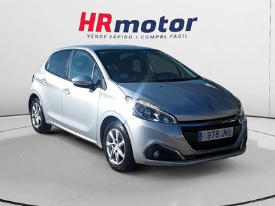 Usado Peugeot 208 Active 83 CV (61 kW) 2015 Gris Utilitario