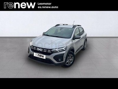 Usado Dacia Sandero Expression 91 CV (66 kW) 2023 Gris / plata Berlina