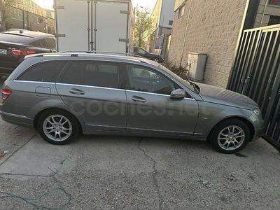 Usado Mercedes C180 Avantgarde 156 CV (114 kW) 2010 Gris / plata Familiar