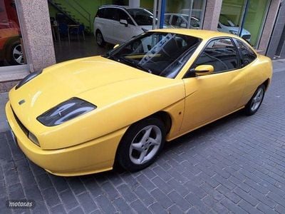 Usado Fiat Coupé 132 CV (97 kW) 2000 Amarillo Coupe