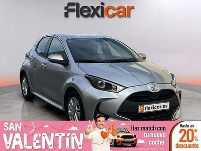 Usado Toyota Yaris Edition 125 CV (91 kW) 2022 Gris Berlina