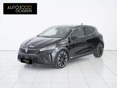 Używany Renault Clio V Techno 143 KM (105 kW) 2025 Czarny Sedan/Limuzyna