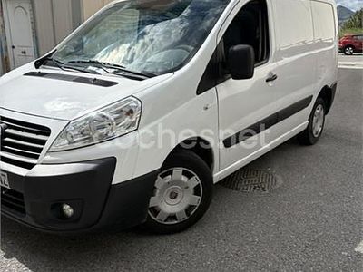Usado Fiat Doblò 90 CV (66 kW) 2012 Blanco Monovolumen