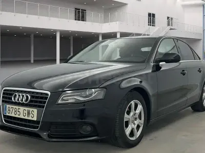 Usado Audi A4 180 CV (132 kW) 2010 Negro Berlina