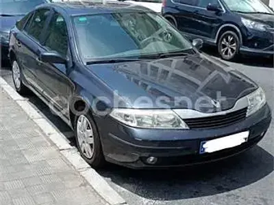 Usado Renault Laguna II Authentique 100 CV (73 kW) 2005 Negro Berlina