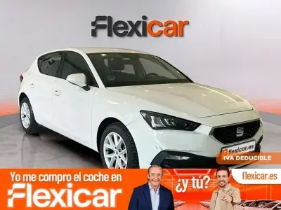 Usado Seat Leon Reference 115 CV (84 kW) 2022 Blanco Berlina
