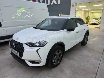 Usado DS Automobiles DS3 Crossback So Chic 131 CV (96 kW) 2020 Blanco SUV