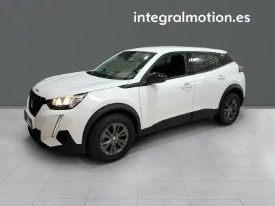 Usado Peugeot 2008 Active 110 CV (80 kW) 2022 Blanco SUV