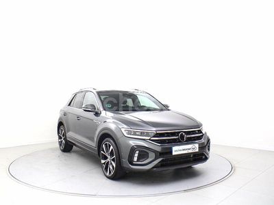 Gris / plata Usado 2025 VW T-Roc R-line SUV | 35.989 € (Caro)