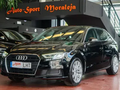 Usado Audi A3 Design 131 HP (96 kW) 2020 Preto Sedan