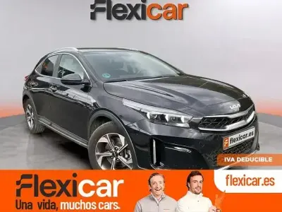 Usado Kia XCeed 120 CV (88 kW) 2023 Negro SUV