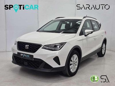 Usado Seat Arona Style 110 CV (80 kW) 2022 Blanco SUV