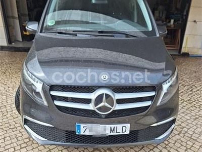 Usado Mercedes V250 Avantgarde 190 CV (139 kW) 2023 Gris / plata Monovolumen