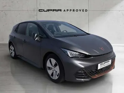 Usado Cupra Born e-Boost 169 kW (231 CV) 2021 Gris Utilitario