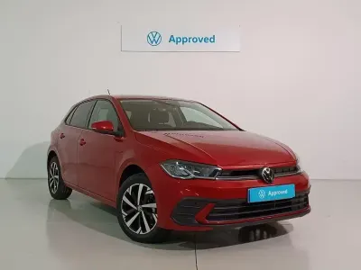 Usado VW Polo 95 CV (69 kW) 2024 Rojo Utilitario