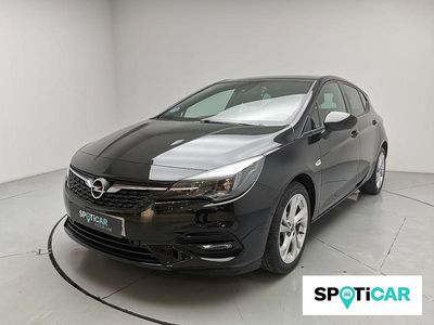 Negro Usado 2021 Opel Astra Design & Tech Utilitario | 18.500 €