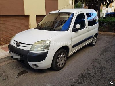 Usado Peugeot Partner Tepee Outdoor 90 CV (66 kW) 2009 Blanco Monovolumen