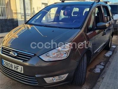 Usado Ford Galaxy Titanium 140 CV (102 kW) 2011 Marrón Monovolumen
