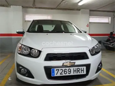 Usado Chevrolet Aveo LTZ 95 CV (69 kW) 2013 Blanco Berlina