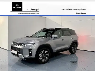 Nuevo KGM Torres 204 CV (150 kW) 2026 Gris / plata SUV